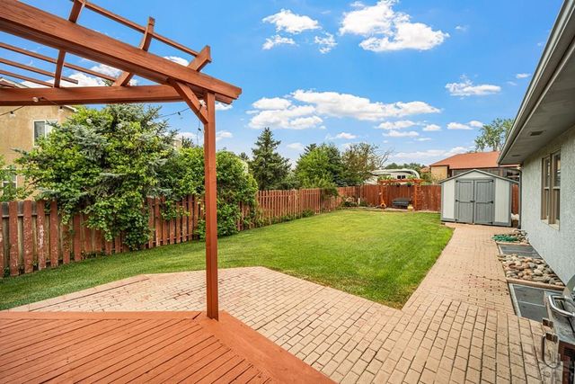 17 Carefree Lane, Pueblo, CO 81001
