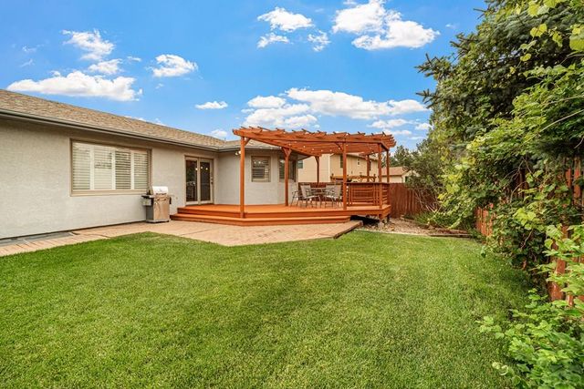 17 Carefree Lane, Pueblo, CO 81001