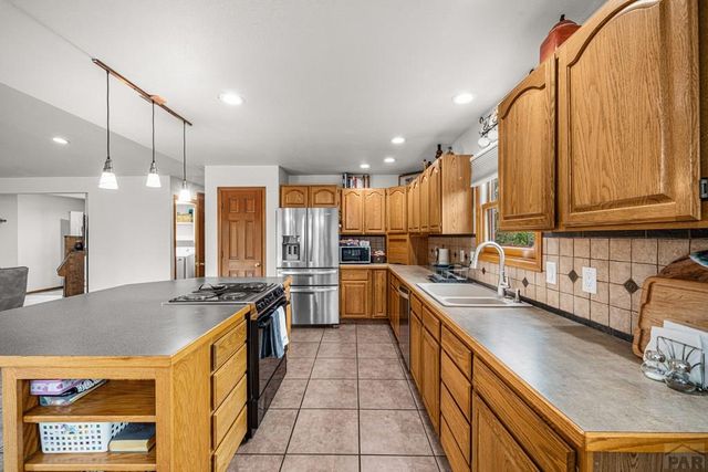 17 Carefree Lane, Pueblo, CO 81001