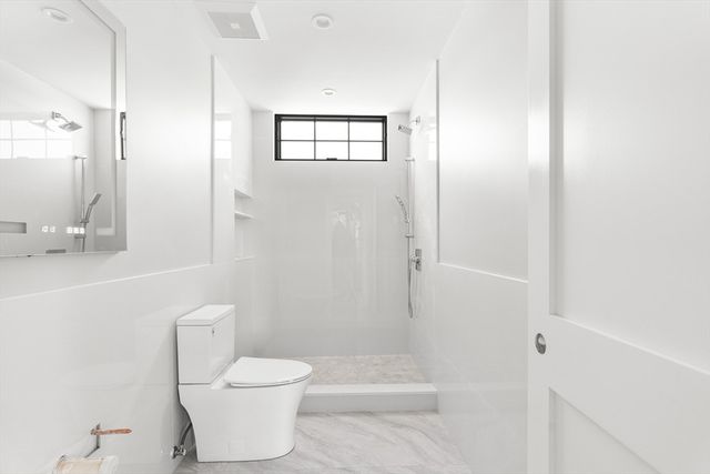 34 Pinckney St 1, Somerville, MA 02145