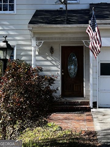 1215 Masters Lane, Snellville, GA 30078