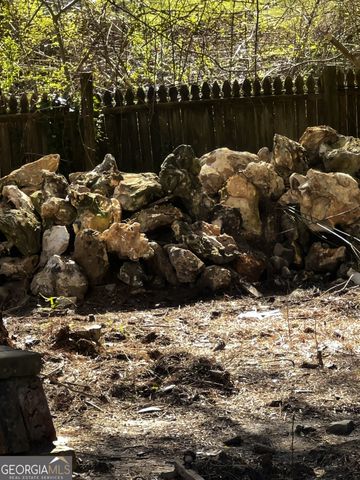 1215 Masters Lane, Snellville, GA 30078