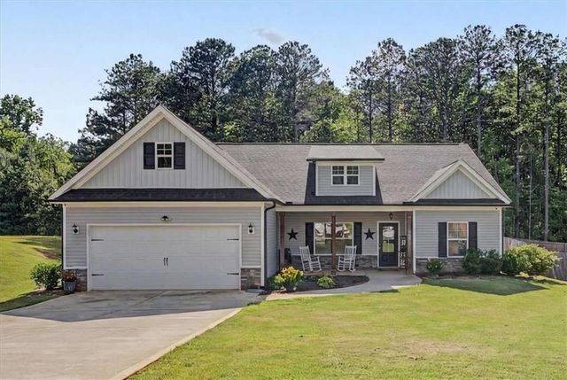 119 Holly Farms Court, Rockmart, GA 30153