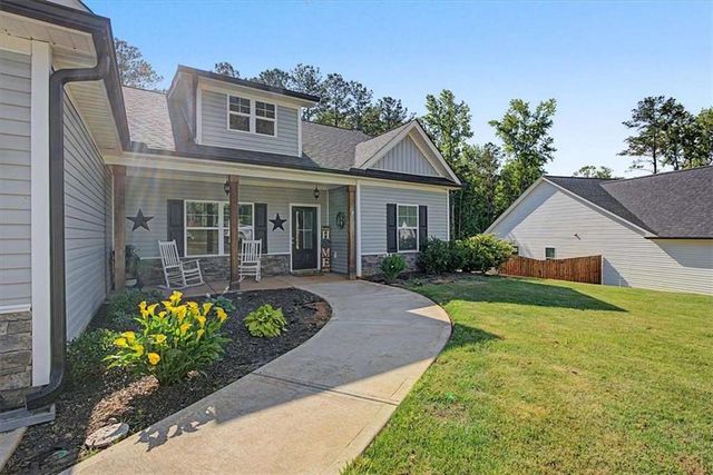 119 Holly Farms Court, Rockmart, GA 30153