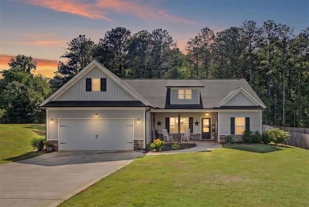 119 Holly Farms Court, Rockmart, GA 30153