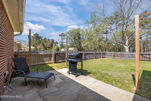 1904 Paulette Road, Morehead City, NC 28557