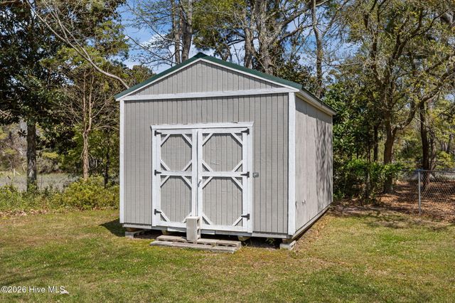 1904 Paulette Road, Morehead City, NC 28557