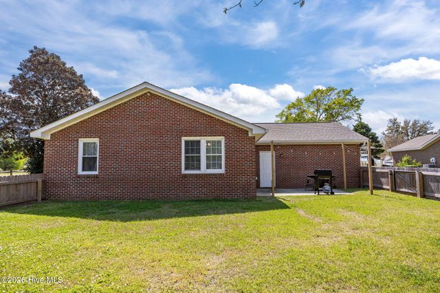 1904 Paulette Road, Morehead City, NC 28557