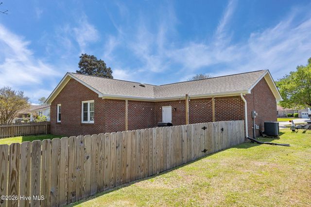 1904 Paulette Road, Morehead City, NC 28557