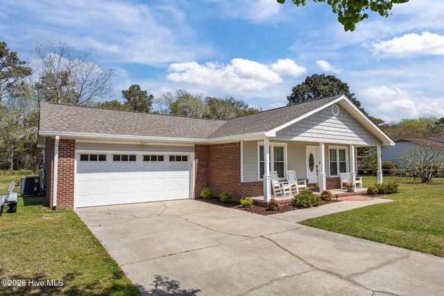 1904 Paulette Road, Morehead City, NC 28557