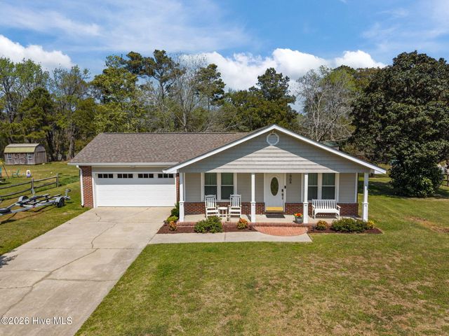 1904 Paulette Road, Morehead City, NC 28557
