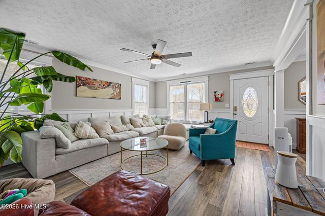 1904 Paulette Road, Morehead City, NC 28557