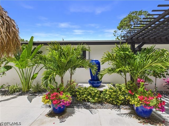 3650 Sunset BLVD, Naples, FL 34112