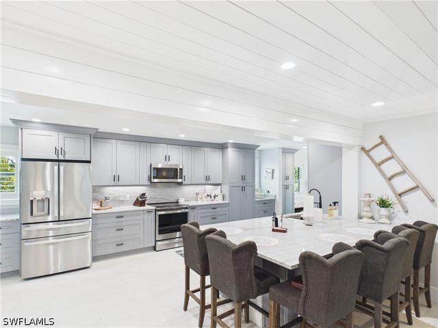 3650 Sunset BLVD, Naples, FL 34112