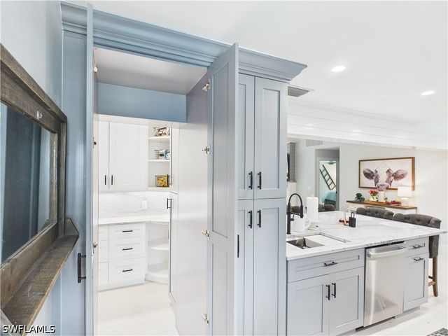 3650 Sunset BLVD, Naples, FL 34112