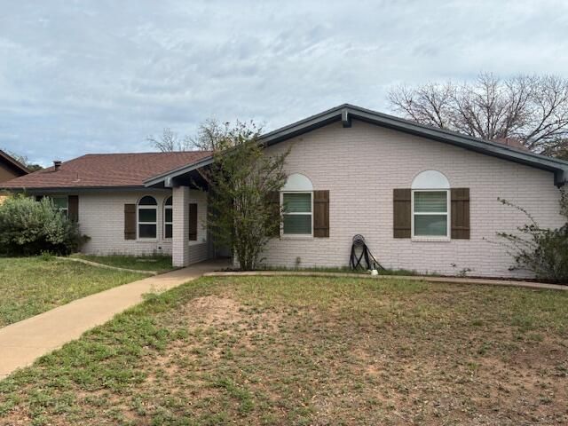 2814 Chimney Rock Lane, San Angelo, TX 76904