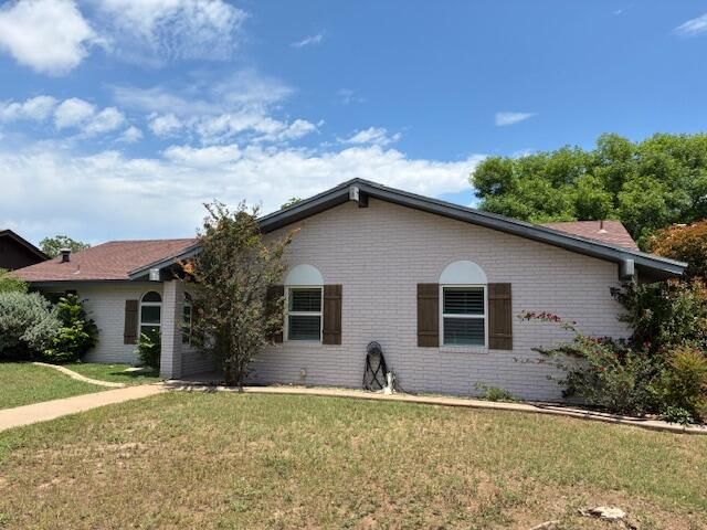 2814 Chimney Rock Lane, San Angelo, TX 76904