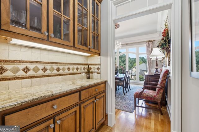7275 Laurel Oak Drive, Suwanee, GA 30024