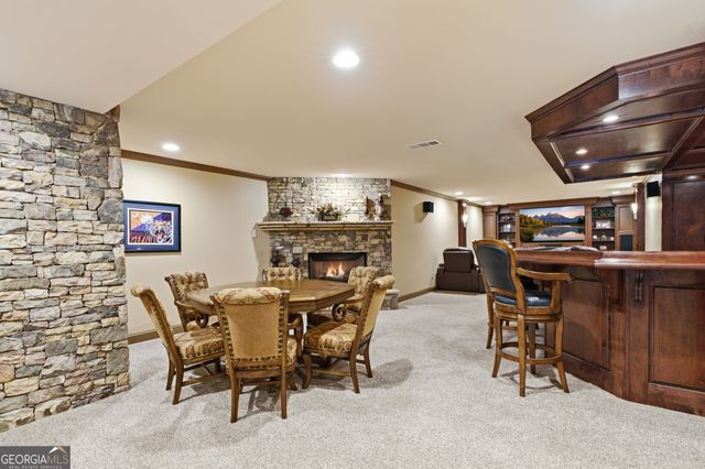 7275 Laurel Oak Drive, Suwanee, GA 30024