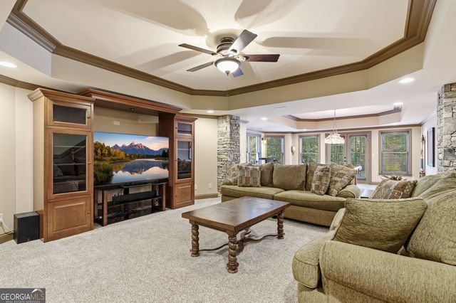 7275 Laurel Oak Drive, Suwanee, GA 30024