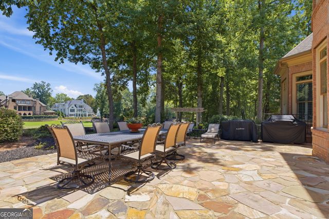 7275 Laurel Oak Drive, Suwanee, GA 30024