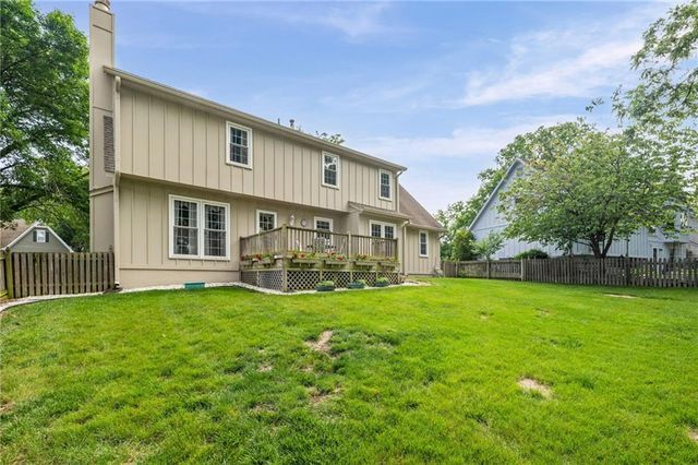 7304 W 114th Terrace, Overland Park, KS 66210