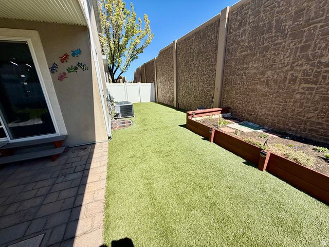 4831 W WESTERN HILLS DR, Riverton, UT 84096