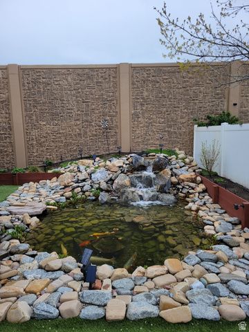 4831 W WESTERN HILLS DR, Riverton, UT 84096