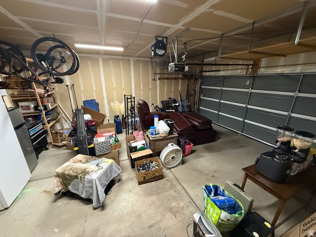 4831 W WESTERN HILLS DR, Riverton, UT 84096