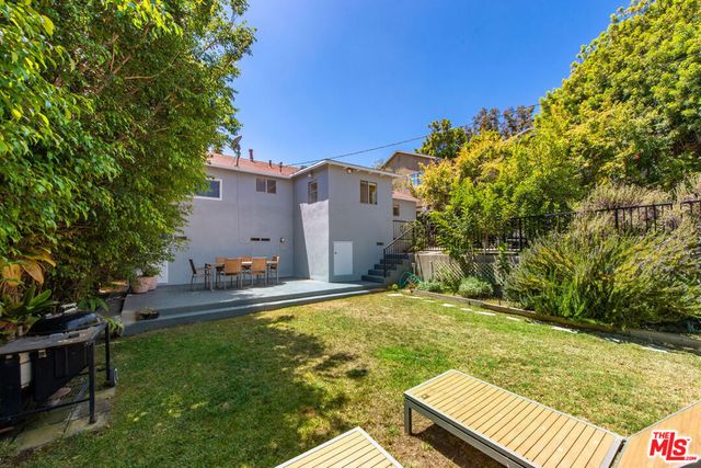 3023 Prospect Avenue, Santa Monica, CA 90405