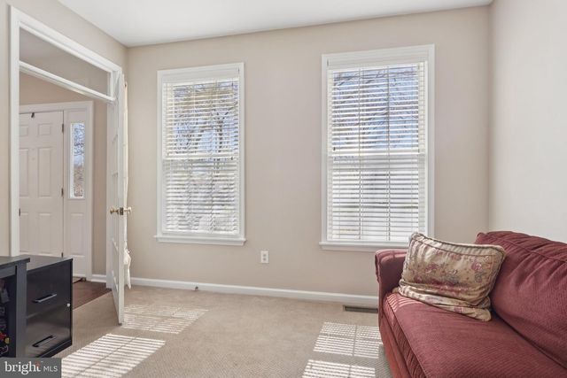 48 STEEPLECHASE DR, Doylestown, PA 18901