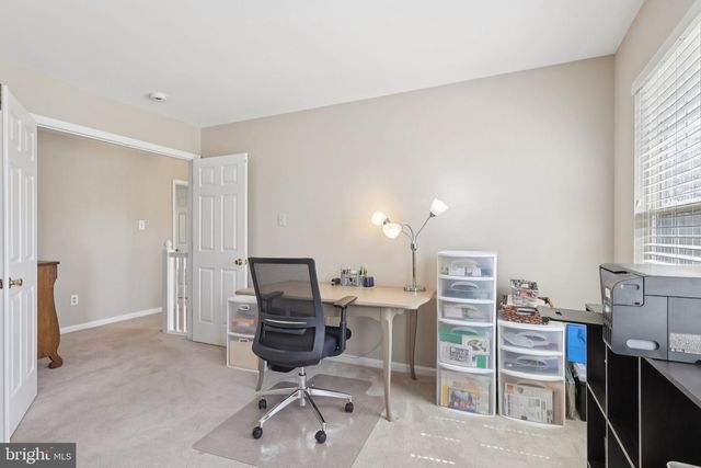 48 STEEPLECHASE DR, Doylestown, PA 18901