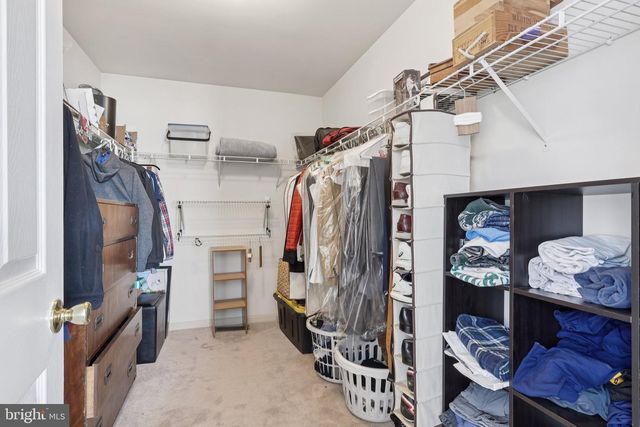 48 STEEPLECHASE DR, Doylestown, PA 18901