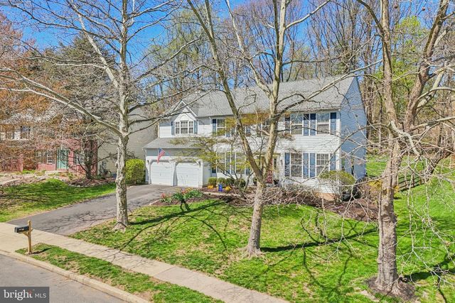 48 STEEPLECHASE DR, Doylestown, PA 18901
