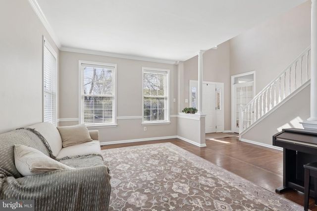 48 STEEPLECHASE DR, Doylestown, PA 18901