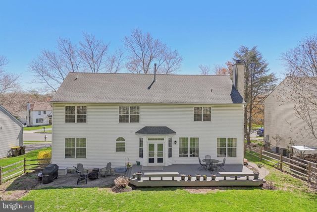 48 STEEPLECHASE DR, Doylestown, PA 18901