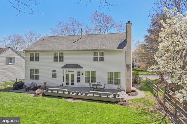48 STEEPLECHASE DR, Doylestown, PA 18901