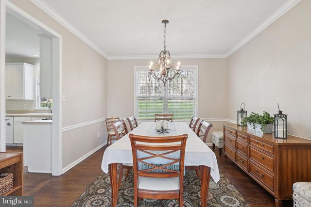 48 STEEPLECHASE DR, Doylestown, PA 18901