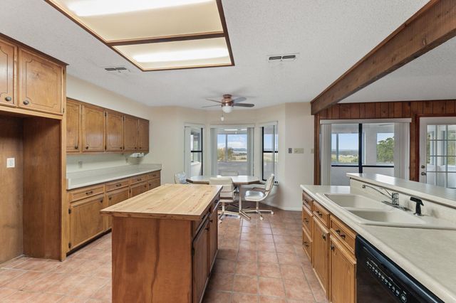 1156 Crossbow DR, Canyon Lake, TX 78133