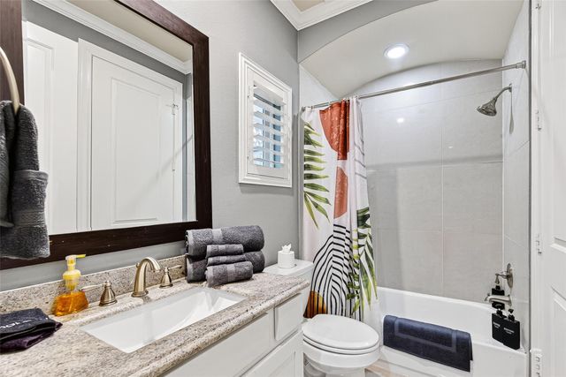 2444 Charleston Street B, Houston, TX 77021