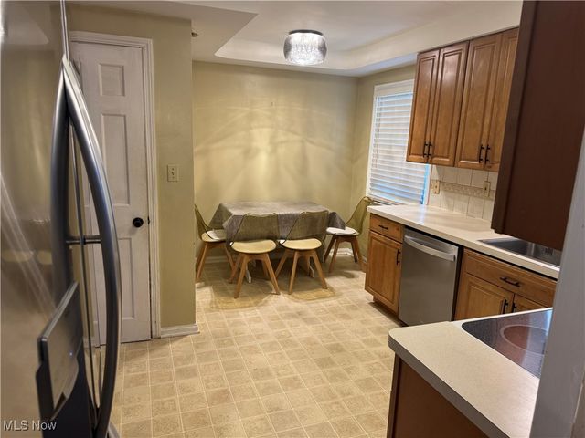 4345 Baintree Road, University Heights, OH 44118