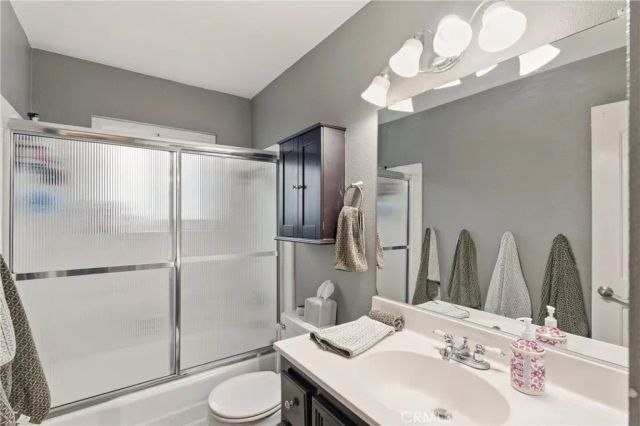 2408 Minuteman Way, Costa Mesa, CA 92626