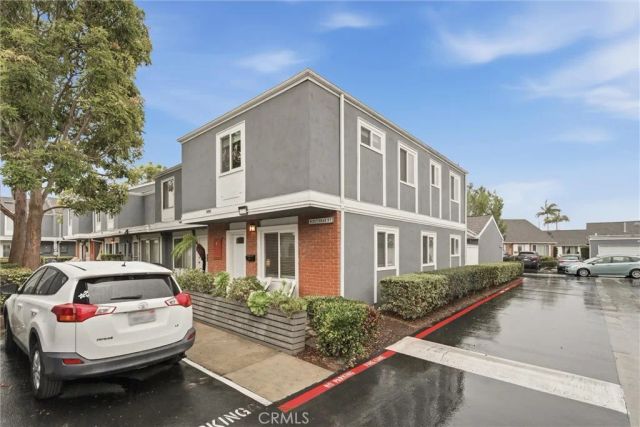 2408 Minuteman Way, Costa Mesa, CA 92626