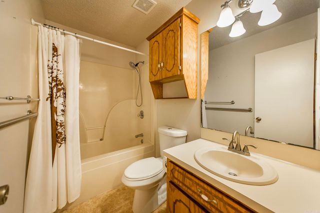 30 Park Circle, Cabot, AR 72023