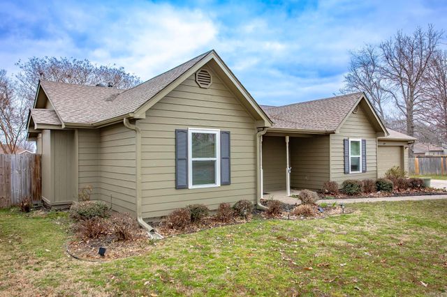 30 Park Circle, Cabot, AR 72023