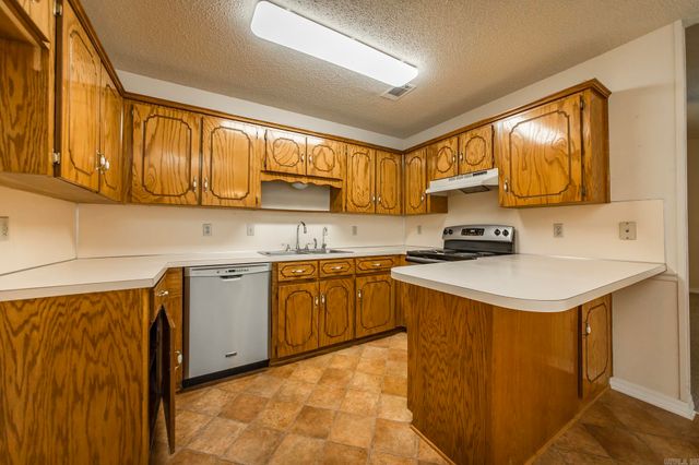 30 Park Circle, Cabot, AR 72023