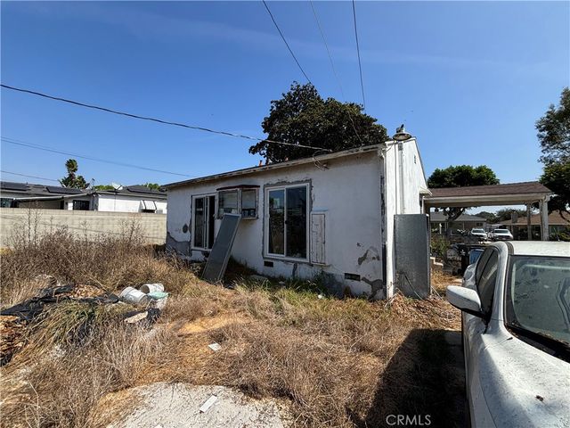 9805 S 4th, Inglewood, CA 90305