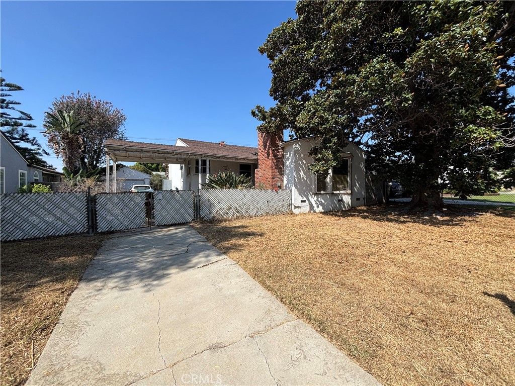9805 S 4th, Inglewood, CA 90305