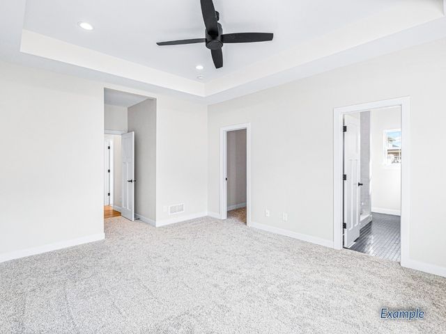 5425 Seminole Valley Trail NE, Cedar Rapids, IA 52411