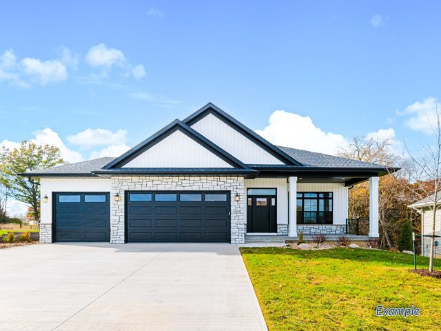 5425 Seminole Valley Trail NE, Cedar Rapids, IA 52411